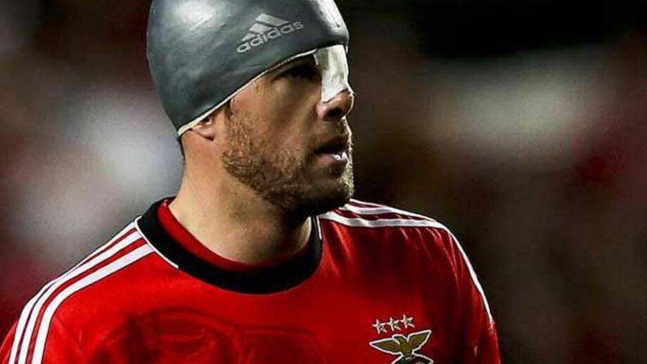 Jardel já se treina com uma máscara
