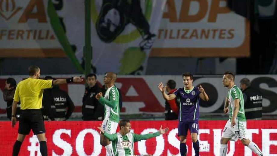 Assim é grande mentira