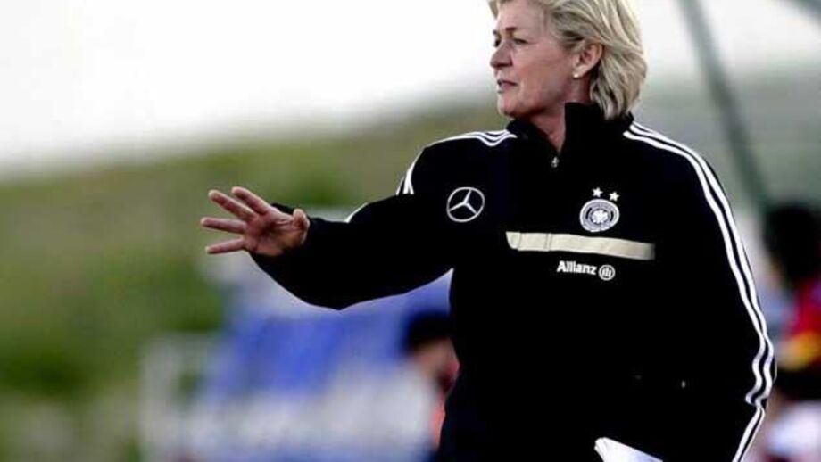 Algarve Cup: Campeões europeu e mundial na final
