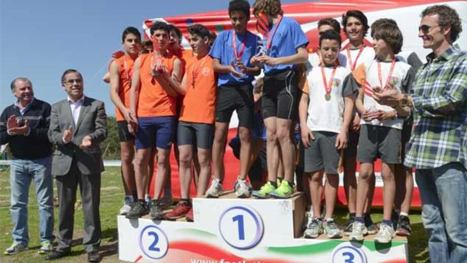 Corta-mato: Juvenis apurados para Israel
