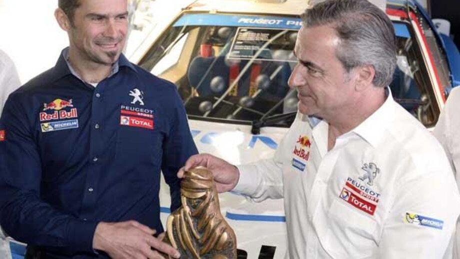 Peugeot com Carlos Sainz e Cyril Despres no Dakar'2015