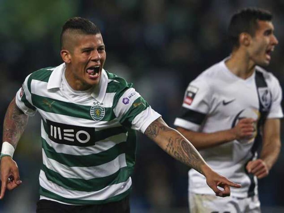 Argentino mantém os leões na corrida