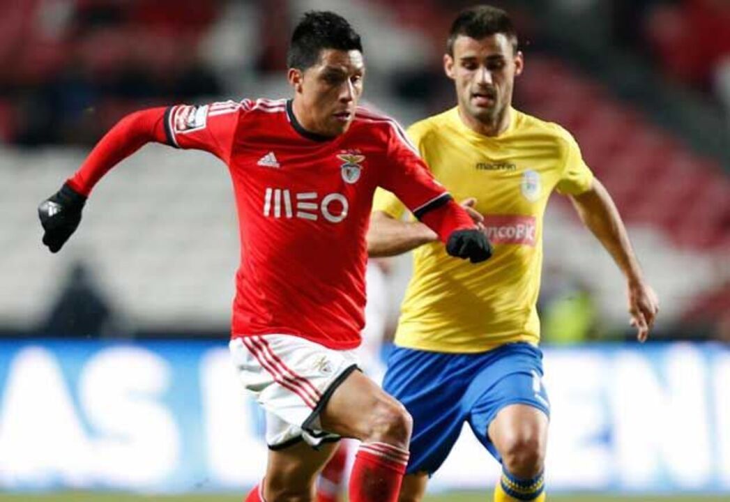 Arouca-Benfica joga-se no dia 13 às 17 horas