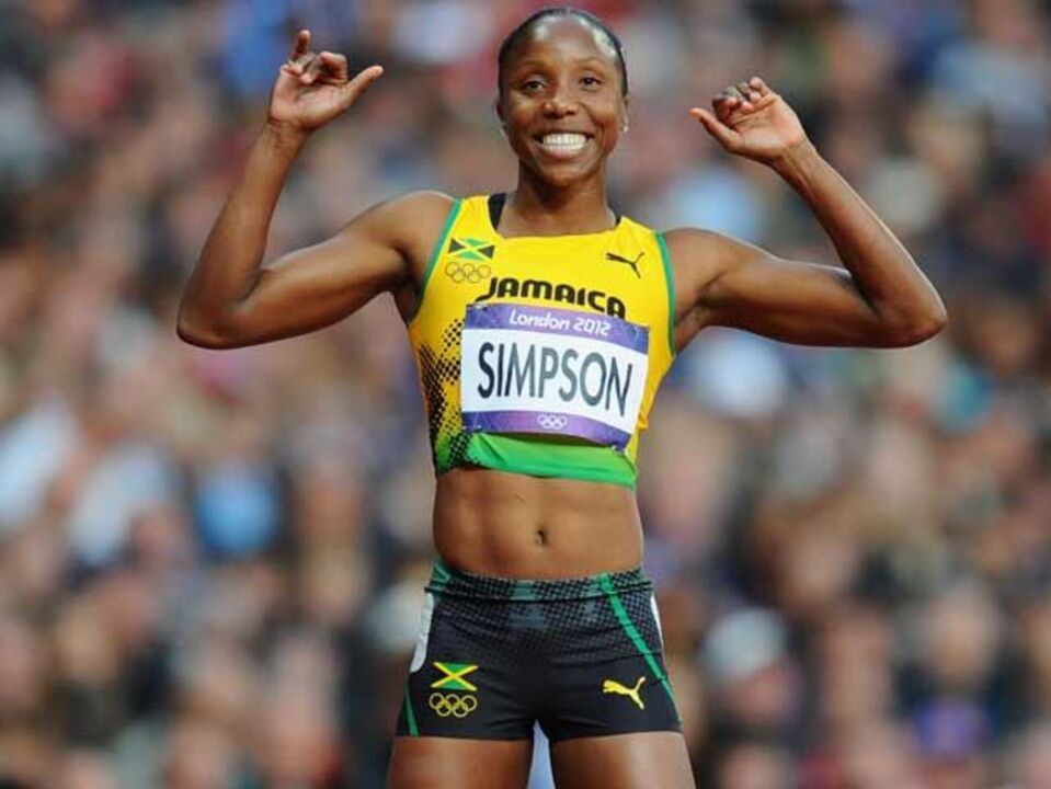 Sherone Simpson suspensa por 18 meses