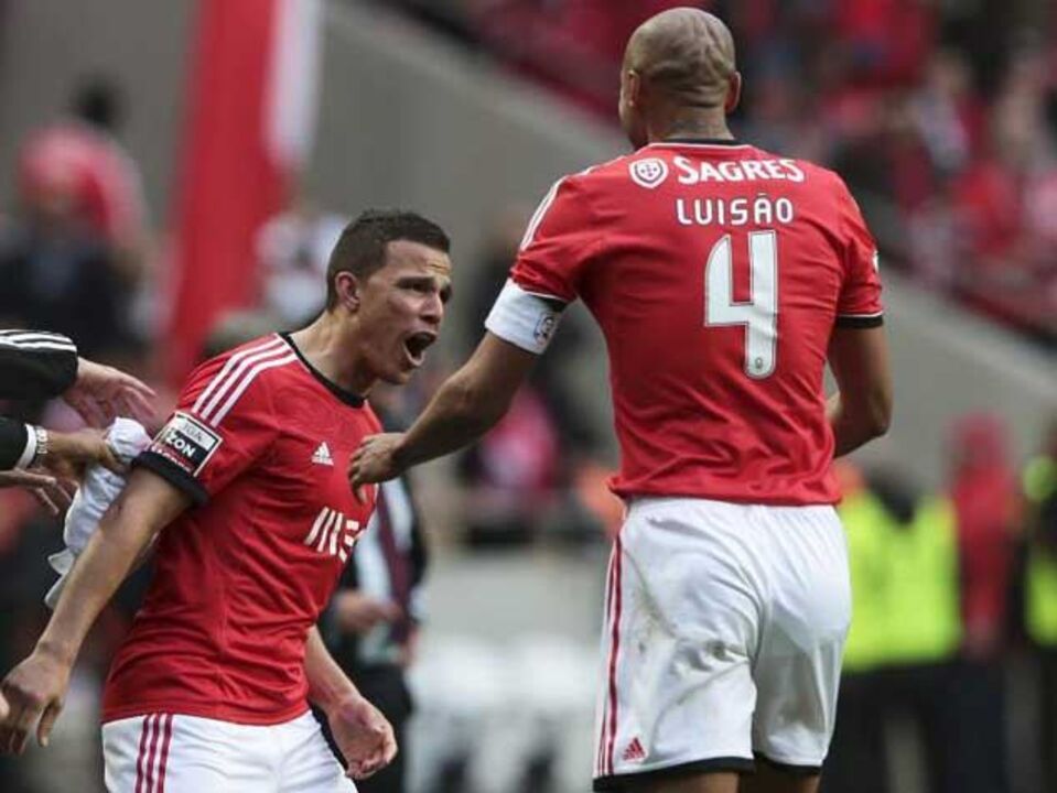 Luisão: «Título demorou mas chegou com muito mérito»