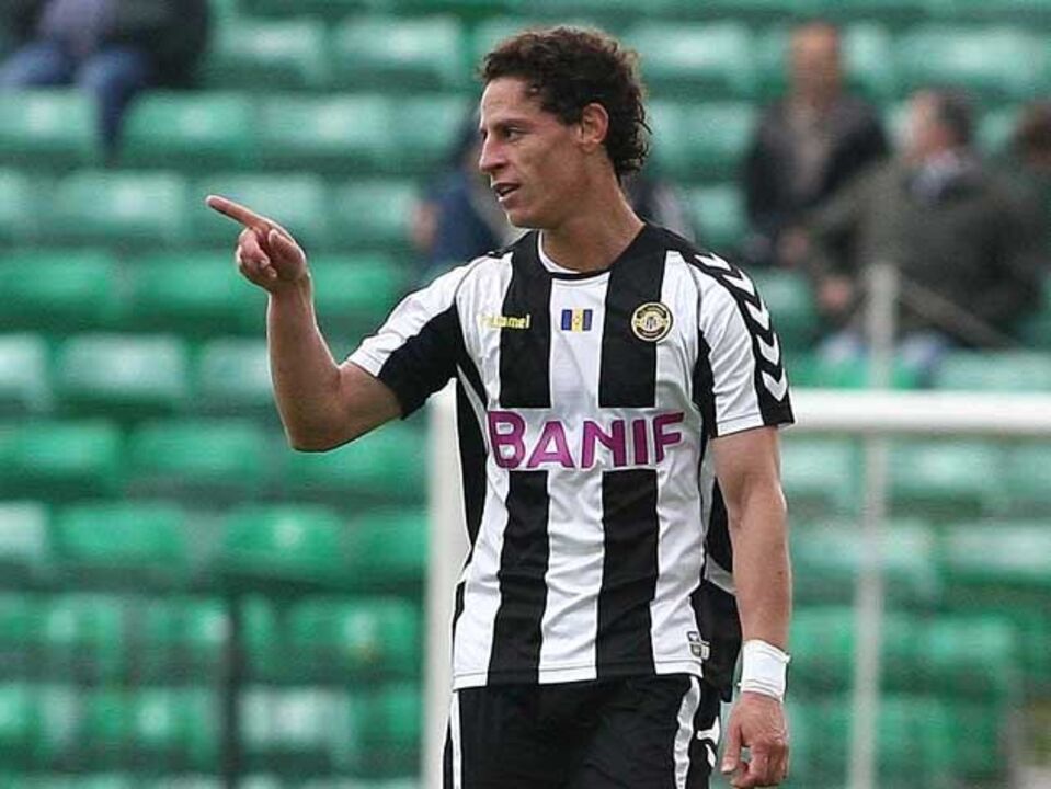 Hat trick relança Nacional europeu