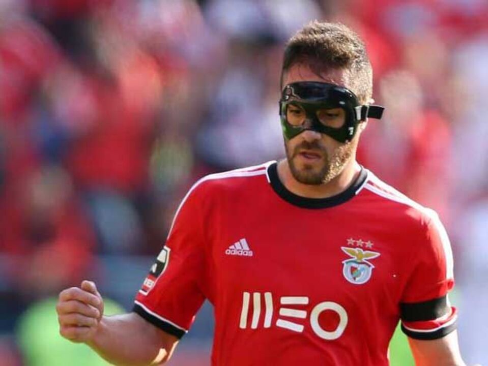 Jardel virou "mascarilha" após abrir a cabeça