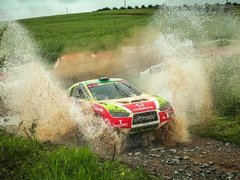 Miguel Barbosa vence prova inaugural do nacional