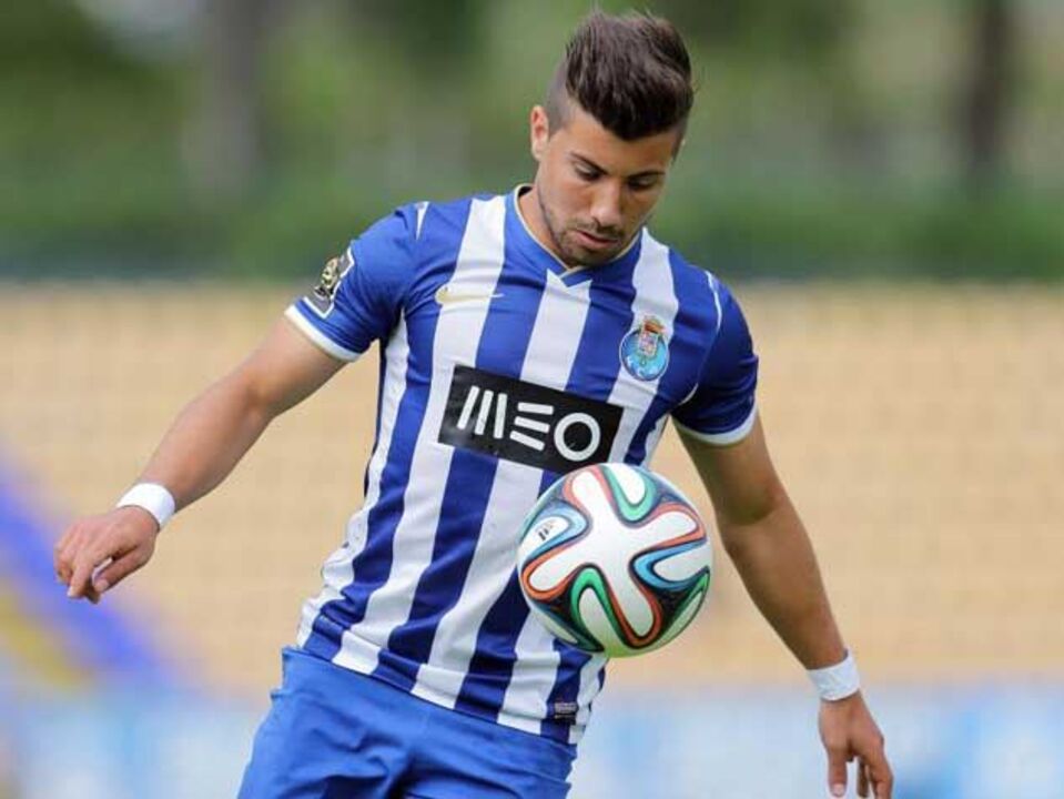 Sporting B-FC Porto B, 3-3: Leão deixa fugir vitória