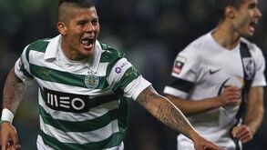 Argentino mantém os leões na corrida