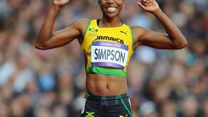 Sherone Simpson suspensa por 18 meses