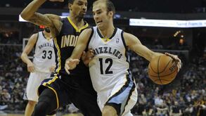 Nick Calathes suspenso 20 jogos
