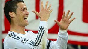 Ronaldo bate recorde de golos na Champions numa época