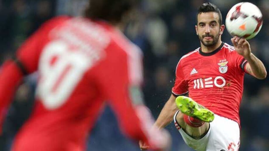 Amorim substitui Enzo e avança para onze 