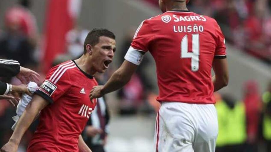 Luisão: «Título demorou mas chegou com muito mérito»