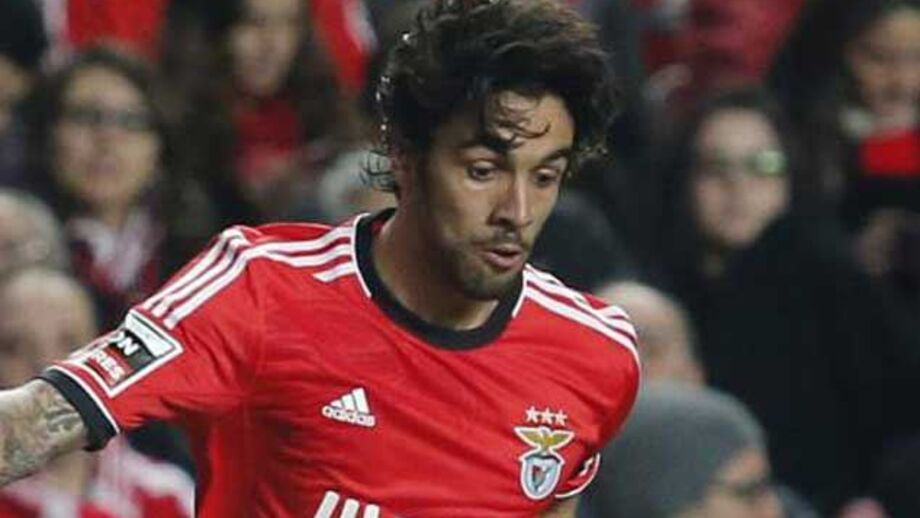 Sílvio: «Feliz por ser campeão pelo clube do coração»