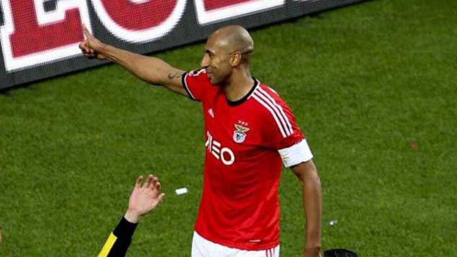 Luisão é o único "tricampeão"