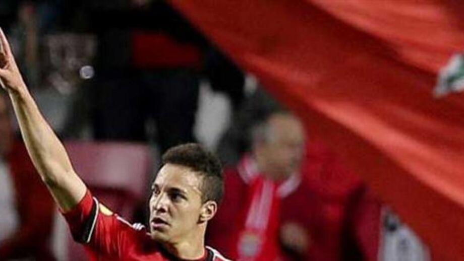 Estádio da Luz deixa águia invencível na Liga Europa