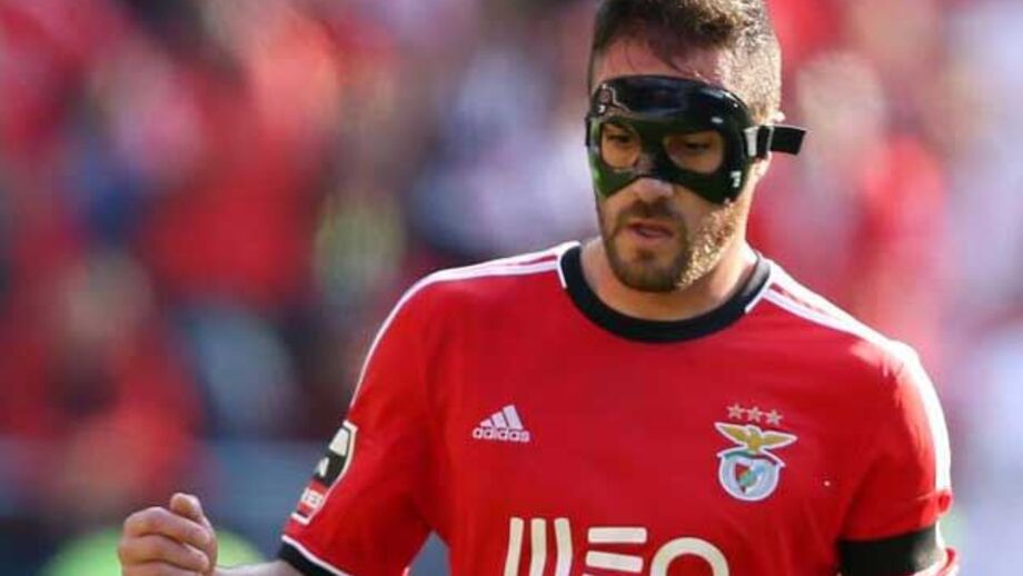 Jardel virou "mascarilha" após abrir a cabeça