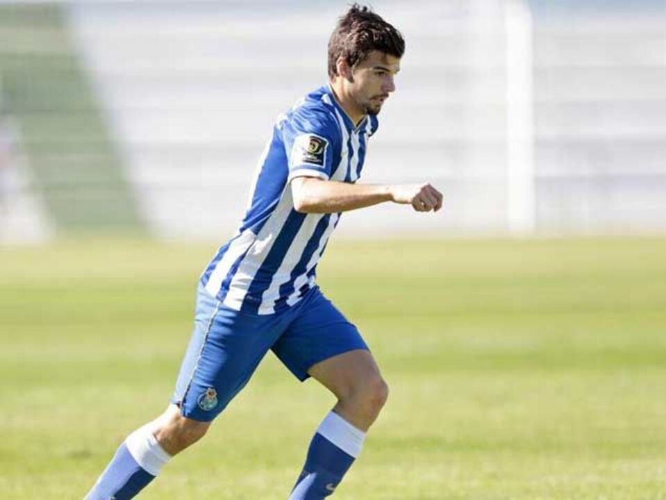 FC Porto B-Sp. Braga B, 3-2: Dragões mais fortes em casa
