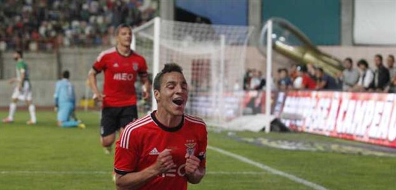 O charme espanhol soltou o cinto de Liga(s)