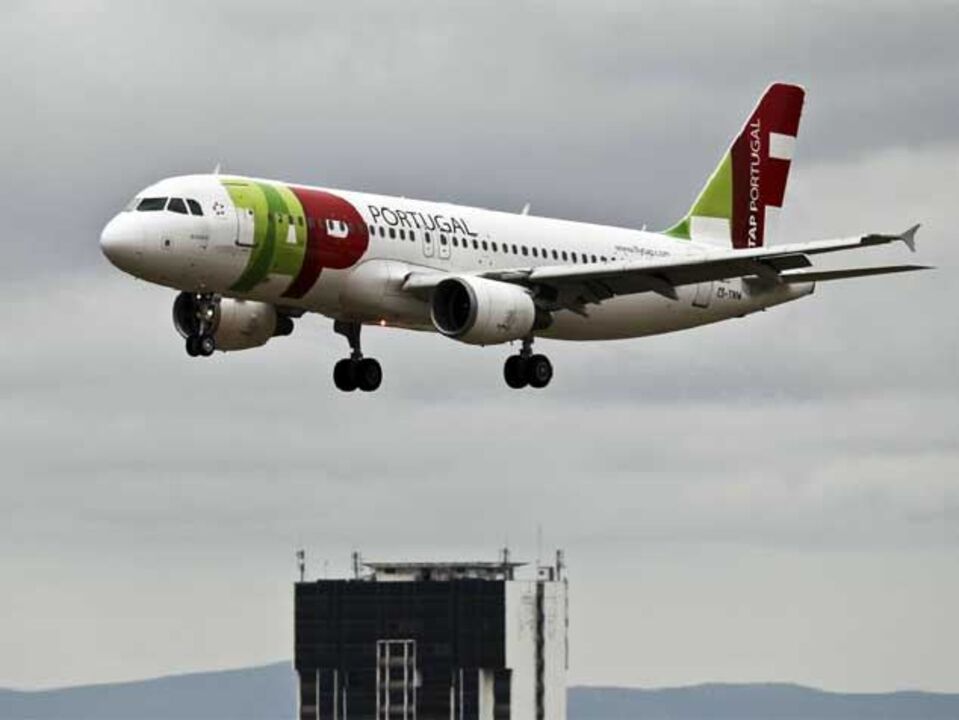 TAP "otimiza" aviões para aumentar lugares disponíveis