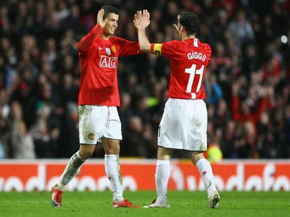 Ronaldo: «Giggs, agora estás um pouco mais velho...»