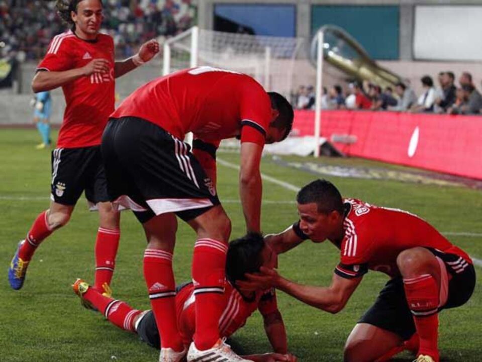 Golo 100 e invencibilidade como atrativo após título