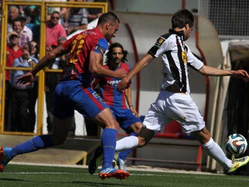 Portimonense-Oliveirense, 1-0: Golo solitário de Wacaso decide