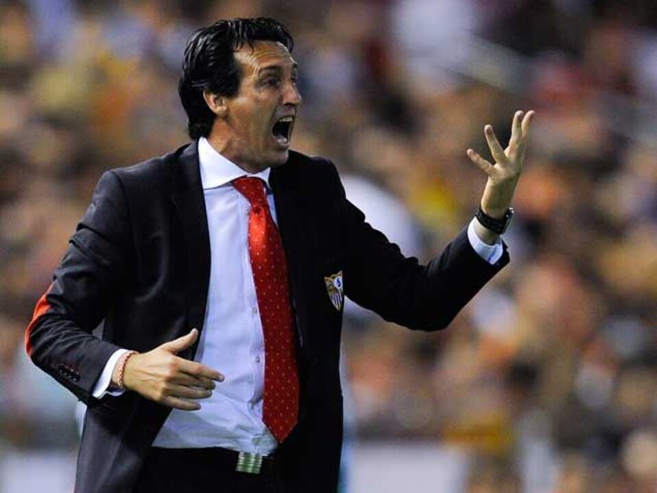 Unai Emery leva todos a Turim