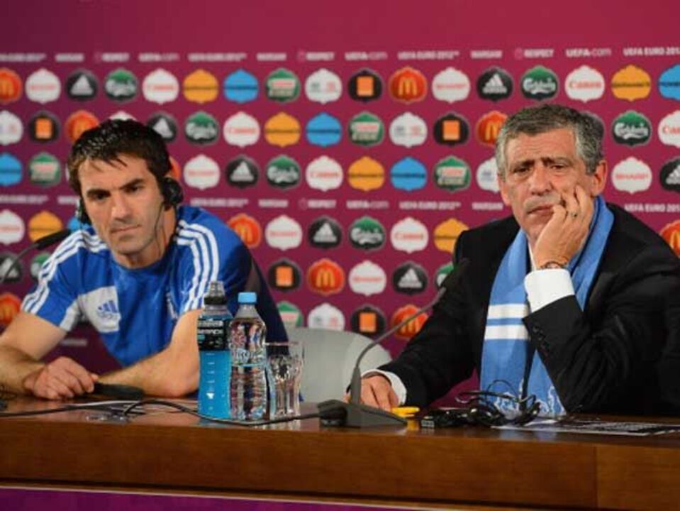 Katsouranis e Karagounis na lista de Fernando Santos