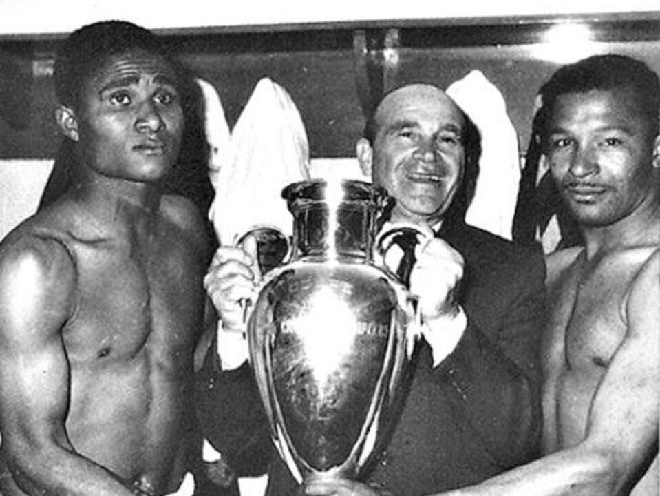 E a maldição passou à história