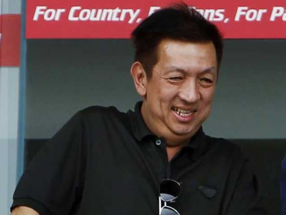 Peter Lim oficializado como novo dono do Valencia