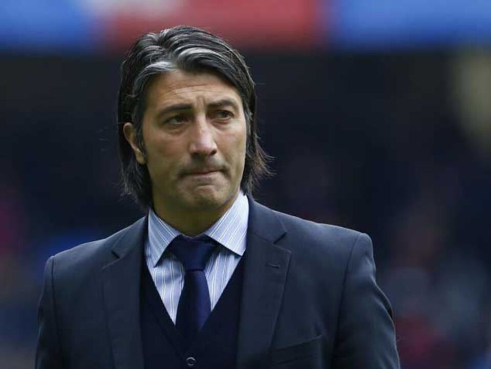 Suíça: Murat Yakin rescinde com Basileia