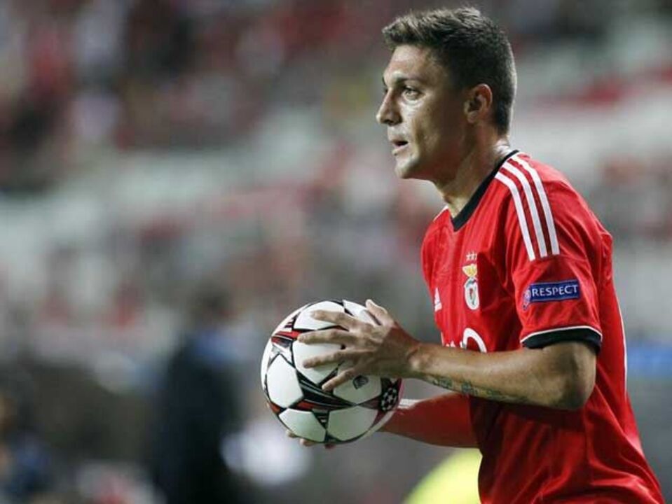 Atlético Madrid de olho em Siqueira