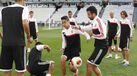 Treino com os "indisponíveis" Salvio, Enzo e Markovic