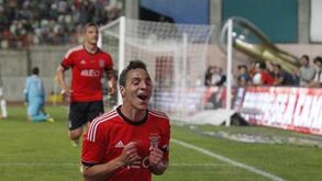 O charme espanhol soltou o cinto de Liga(s)