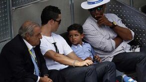 Ronaldo assiste à vitória de Nadal no Open de Madrid