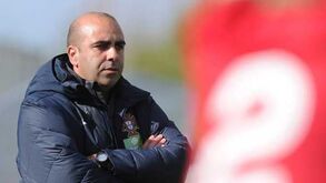Emílio Peixe a treinar a seleçao nacional
