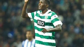 Automóvel para Lagos