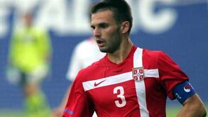 Salários complicam Petkovic