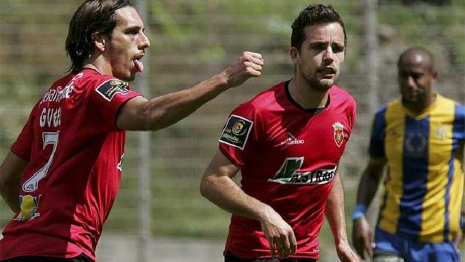União da Madeira-Penafiel, 1-2: Guedes herói na subida à Liga