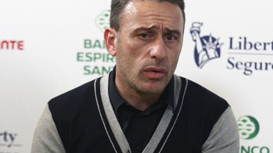 Paulo Bento: «Não faz sentido integrar Tiago nestas condições»