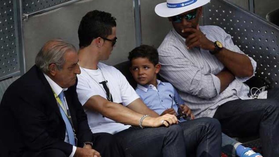 Ronaldo assiste à vitória de Nadal no Open de Madrid