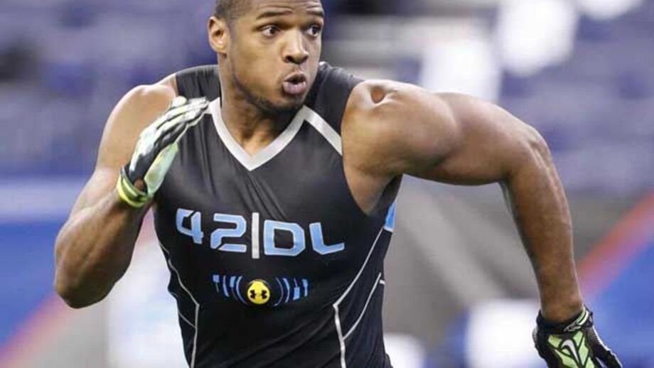 Michael Sam torna-se no primeiro homossexual escolhido no draft