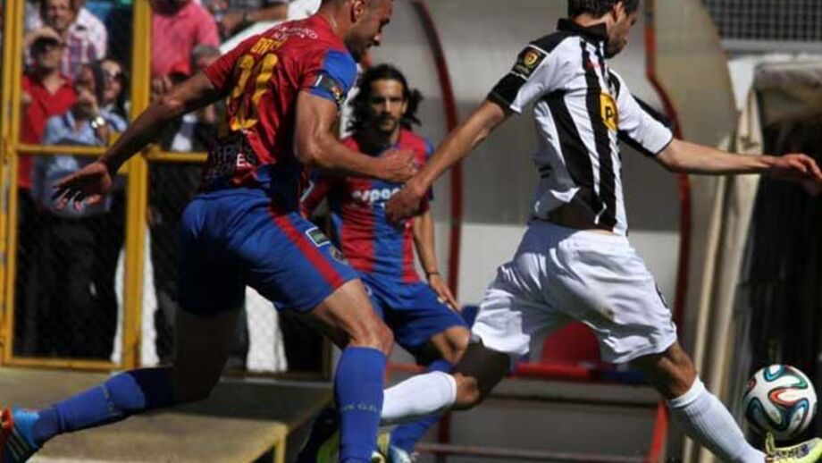Portimonense-Oliveirense, 1-0: Golo solitário de Wacaso decide