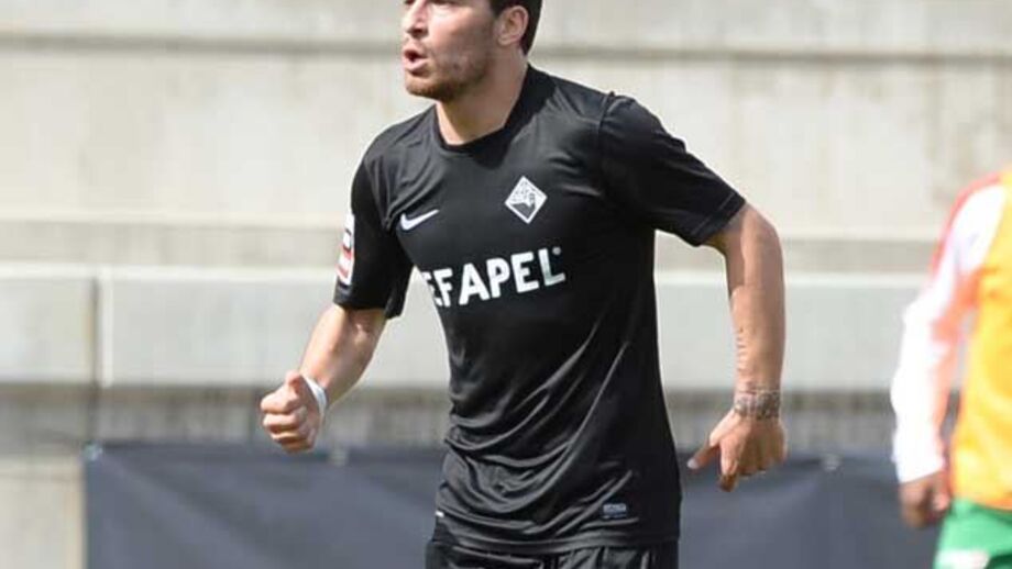 Bis deixa estudantes no top 8 da Liga