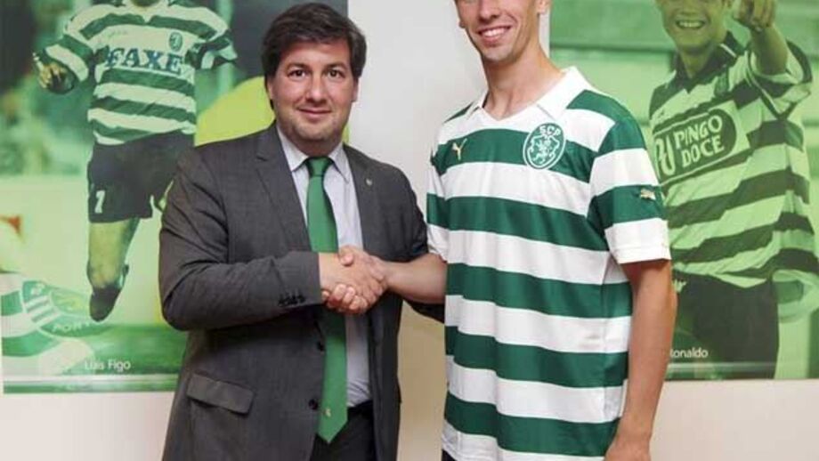 Leões oficializam Paulo Oliveira