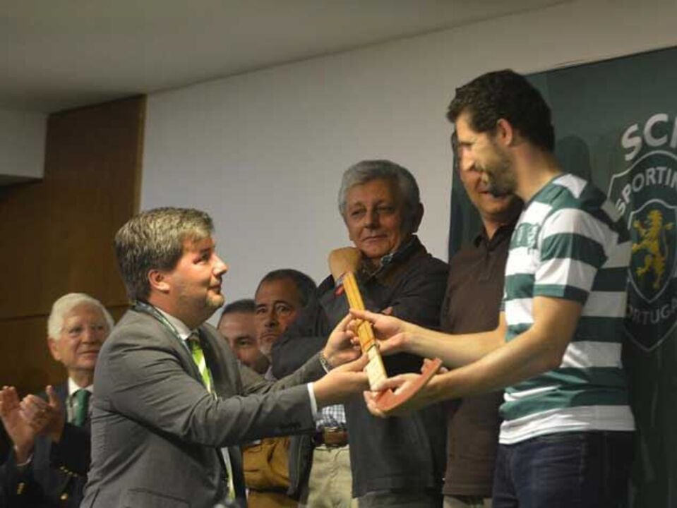 Sporting volta a ter equipa oficial 