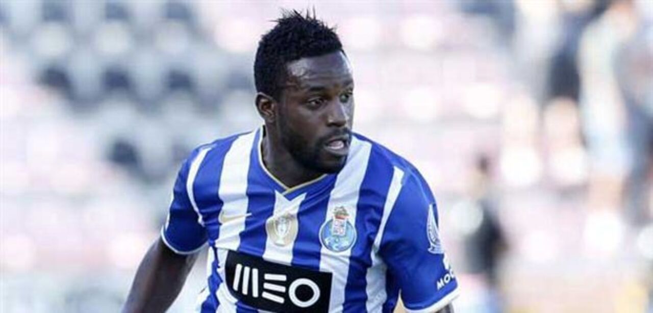 Génova atento a Varela